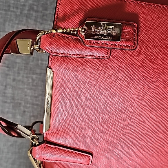 Coach Bag - Picture 3 of 5